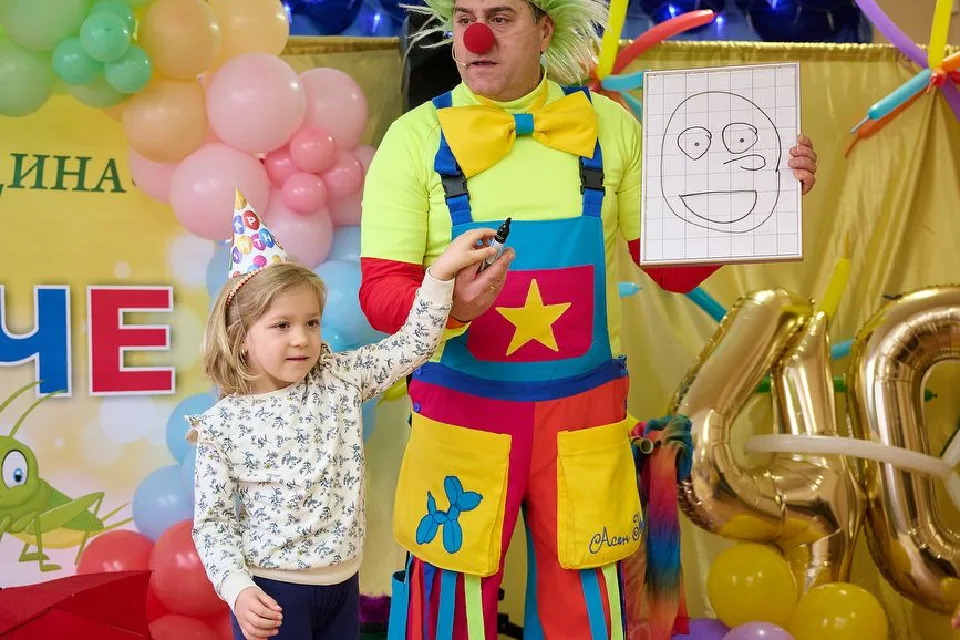 40 години ДГ„Щурче“