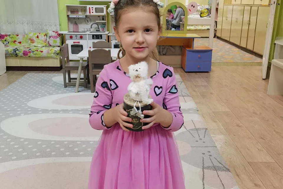 БЛАГОТВОРИТЕЛЕН БАЗАР